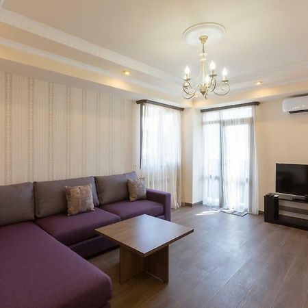 Umba Apartment N3 - Balcony And Mount Ararat View Jerevan Exteriör bild