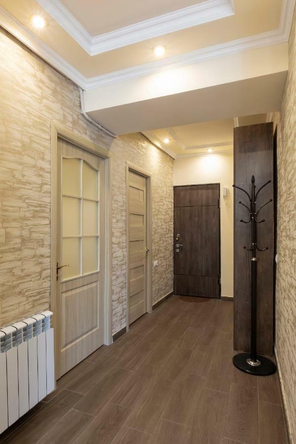 Umba Apartment N3 - Balcony And Mount Ararat View Jerevan Exteriör bild